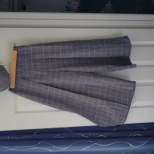 Ya Los Angeles: Cropped, Wide-Leg Pant